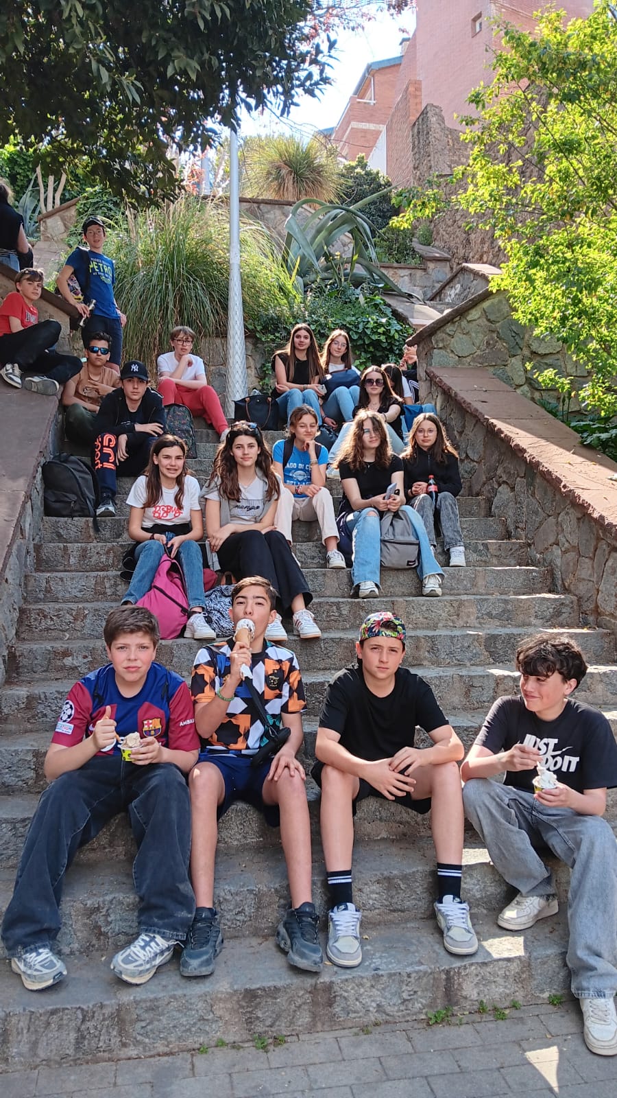 Día 1 : Barcelona : Gaudi Experiencia et Parc Güell