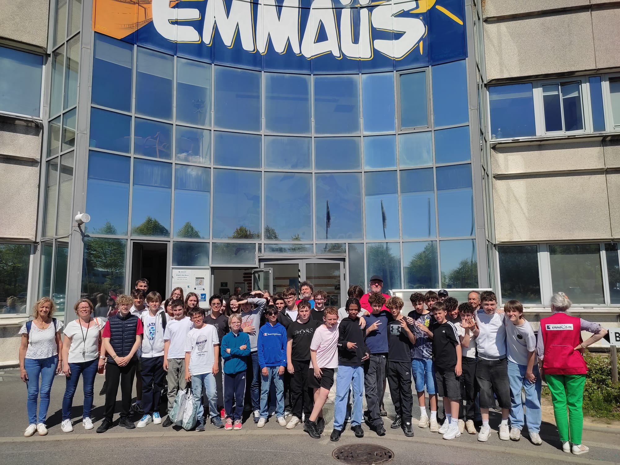 Visite d’Emmaüs : donner du sens